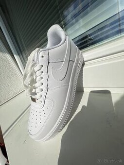 AIR FORCE 1 42 SIZE