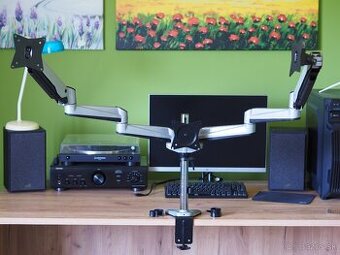 Stojan na 3 monitory Digitus DA-90363