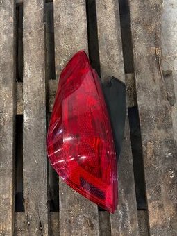 Ľavé zadné svetlo Peugeot 308 T7