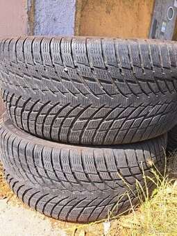 Ponúkame 2 zimné pneumatiky Nokian Snowproof 255/40 R19