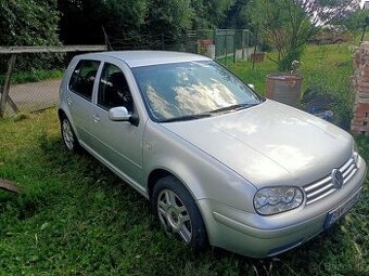Predám Golf 4=1,6 77kw benzín 2001