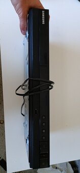 Predam domace kino 5.1 Samsung HT-E350