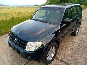 Mitsubishi Pajero 3.2DI-D MANUAL MODEL 2012 h