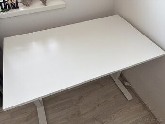 Predám polohovateľný kancelársky stôl IKEA SKARSTA (120x70)