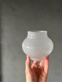 Tienidlo z mliečneho skla I retro I Czechoslovakia