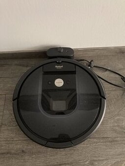 Vysavač ROBOT ROOMBA použity asi cca 10 x cena 350 eur - - [