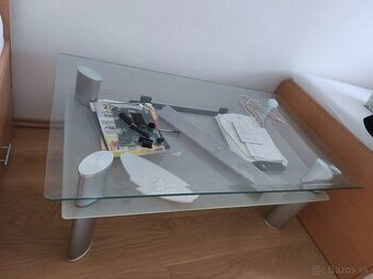 konferenčný stolik