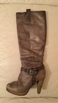 Hnedé kožené čižmy 38