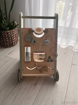 Little Dutch choditko