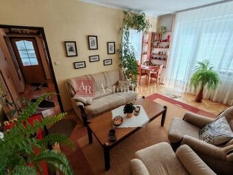 IBA U NÁS Priestranný 2-izbový byt, balkón, rek., Beckovská