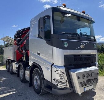 Nové Volvo FH 500 8x4 Fassi F1450 (dovoz).