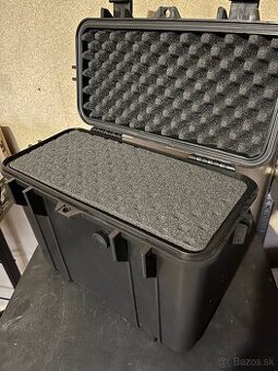 ochranný kufor s penou rovnaký ako Peli case, nový