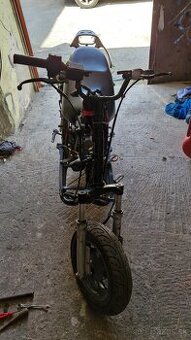 Adams 125