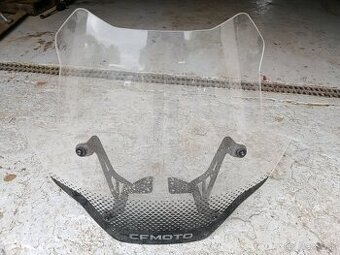 CF Moto plexy štít deflektor