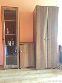 Predam vsetko co je zobrazene na obrazkoch za 100 Eur,