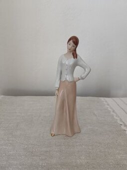 Royal dux žena dievča porcelánová soška