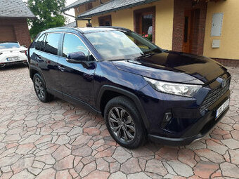 Toyota rav4 2,5 hybrid -lift naj 28 tis km 9/2023