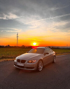 BMW E92 335i