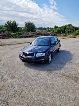 Škoda Superb 1 2.8 V6 107443 kilometro.