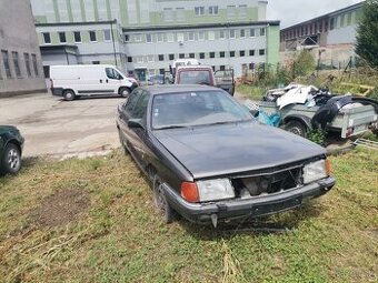 Audi 100