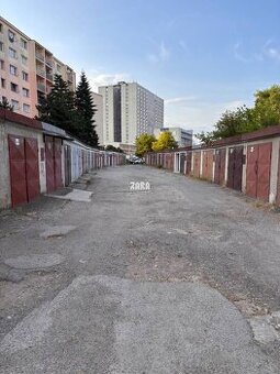 ZÁPAD Garáž ul. Považská. V blízkosti Nová Nemocnica. 17 m2.