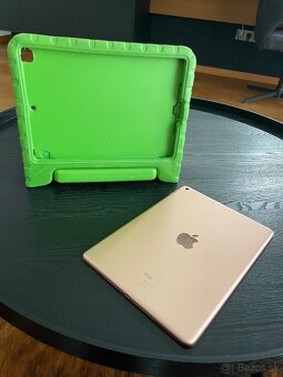 Predám Apple iPad 6.generácie tablet