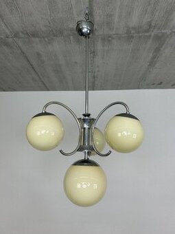 Art deco 4guľový luster chrom ,Maslové sklo