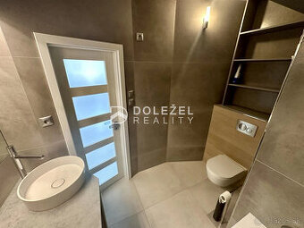 Na predaj 3 izbový byt s klímou a loggiou / KVP – Wurmova