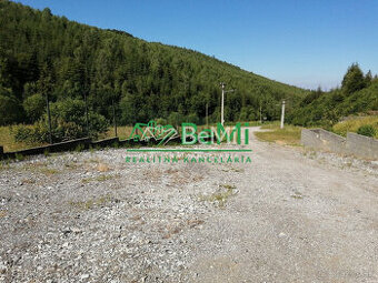 Prenájom pozemku, garážové priestory, 1738m2, Čadca, časť Ča