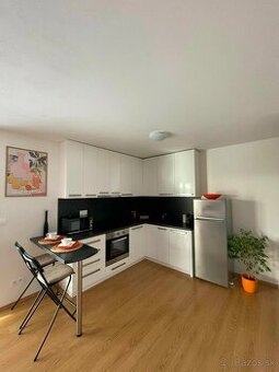 Realitný kancelária REALADR s.r.o.