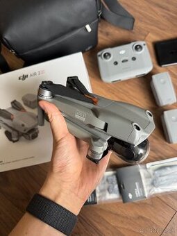 DJI Air 2s Fly More Combo