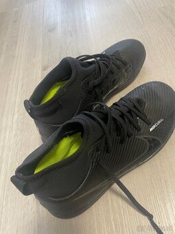 Turfy Nike mercurial