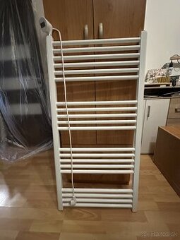 Predám elektrický kúpeľňový radiátor Winterberg 120x60cm