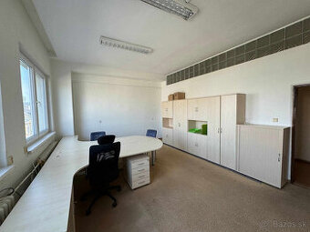 RealityKolesár prenajíma kancel 36m2 a 25m2 Rumunská KE JUH.