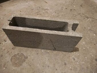 debniace tvarnice (DT)