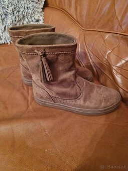 Prechodne hnede čižmičky Crocs v. 38/39