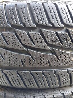 Zimné pneumatiky 215/60R16