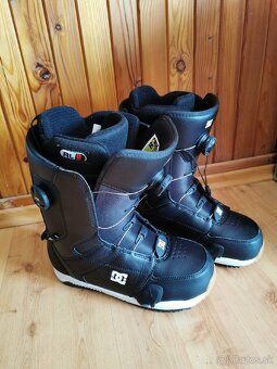 Steo on DC snowboardove topanky 2024