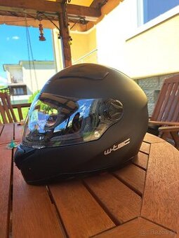 Prilba na motorku integrálna W-TEC