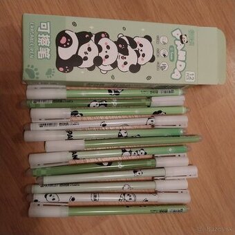 Sada 12x gumovacie pera - Capybara alebo panda