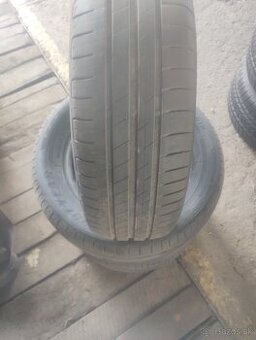 Pneu 195/65R15
