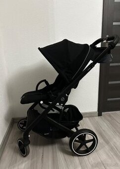 Cybex balios s lux 2023