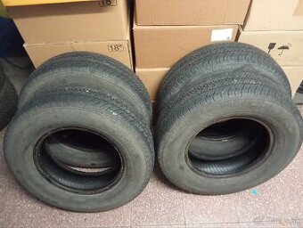 Predám letnu sadu pneu na dodávku 225/75r16c - 1