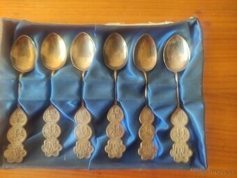 predam cinske postriebrene cajove lyzicky 6ks