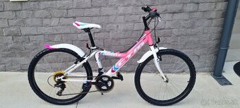 Bicykel Ctm 24" pinkwhite (PREDANÉ)