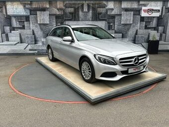 Mercedes-Benz 220 D, 125KW, BLUETEC