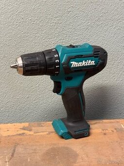 AKU skrutkovač Makita