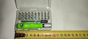 Mini skrutkovač s bitmi