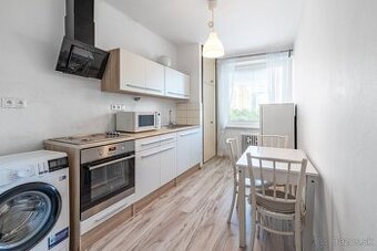 Na prenájom | 1 izbový byt - Trenčianska | Nivy