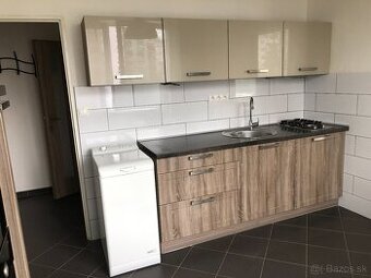 1 izbový byt, tichá lokalita Centrum